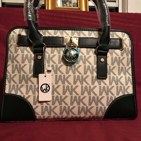 Wendy Keen Collection Handbag Set (2-Piece) - Picture 4 of 5